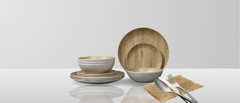 Set of six 10-inch beige wheat straw plates with packaging box, eco-friendly and dishwasher safe bamboo dinnerware.